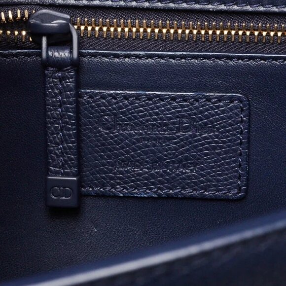 Christian Dior Blue Ultramatte Leather Montaigne 30 Flap Bag - Picture 9 of 10